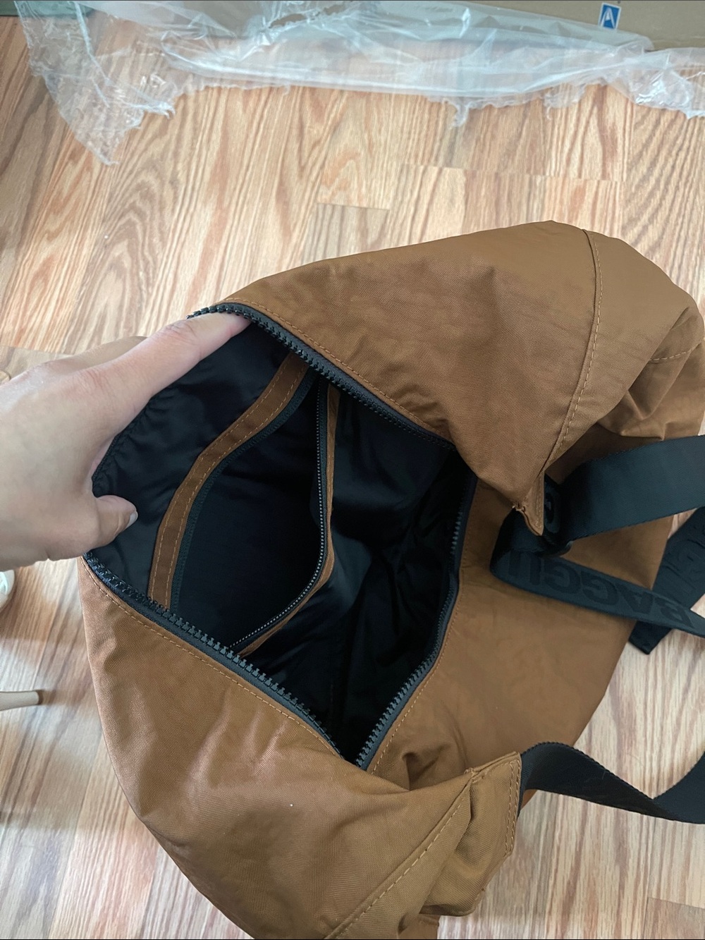 BAGGU large crescent bag - Picture 3 of 3